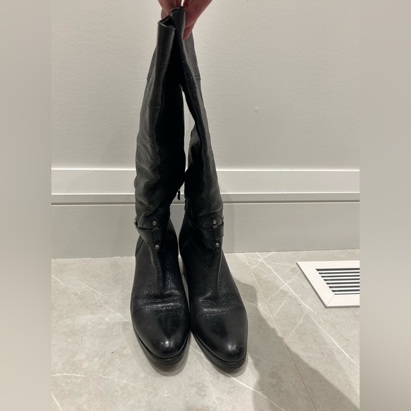 Gorgeous Prada Boots 8.5 (run large) - Picture 5 of 6